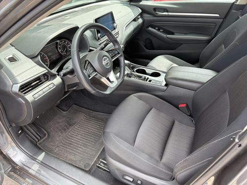 Gun Metallic 2021 Nissan Altima 2.5 SV