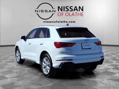 White 2025 Audi Q3 Premium 45 TFSI S line quattro Tiptronic