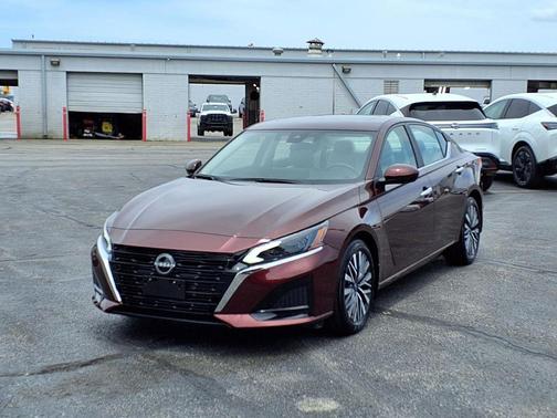 Garnet Pearl Metallic 2024 Nissan Altima 2.5 SV