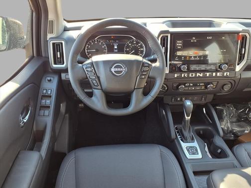 Super Black 2026 Nissan Frontier SV
