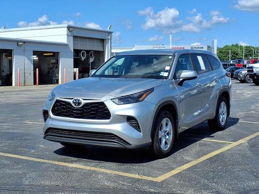 Celestial Silver Metallic 2023 Toyota Highlander L