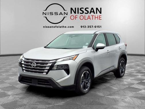 Brilliant Silver Metallic 2024 Nissan Rogue SV