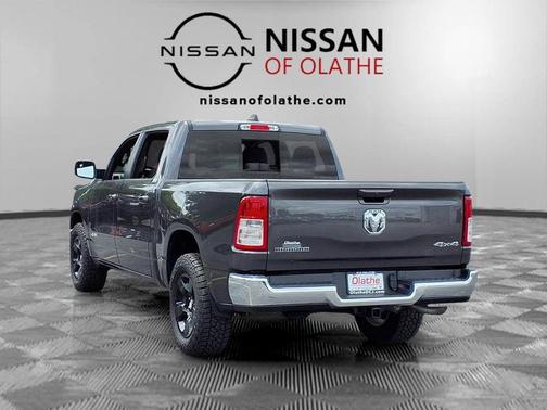 Granite Crystal Metallic Clearcoat 2022 RAM 1500 Big Horn/Lone Star