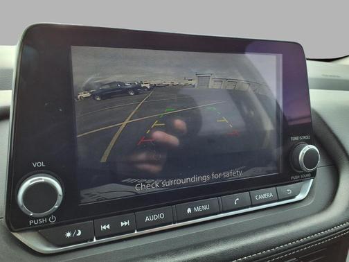 Super Black 2024 Nissan Rogue S