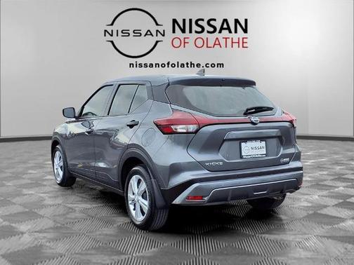 2025 Nissan Kicks Play S