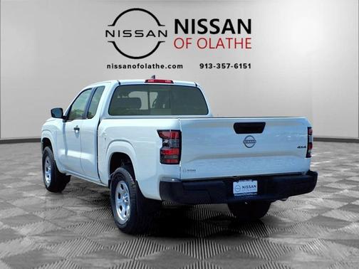 Glacier White 2026 Nissan Frontier S