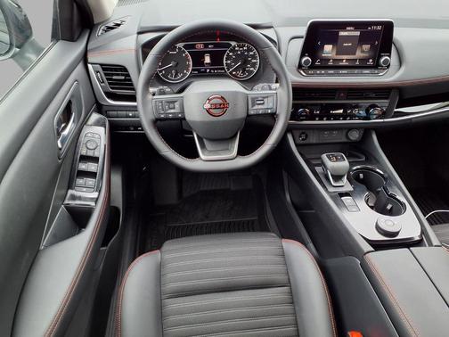 Super Black 2026 Nissan Rogue Rock Creek