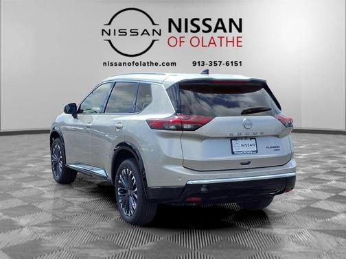 Champagne Silver Metallic 2026 Nissan Rogue Platinum