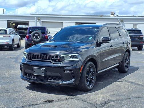 DB Black Crystal Clearcoat 2023 Dodge Durango R/T Plus AWD