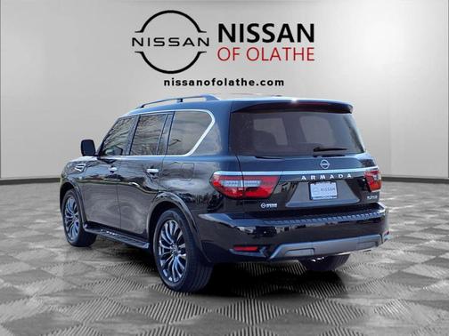 Super Black 2022 Nissan Armada Platinum 4WD
