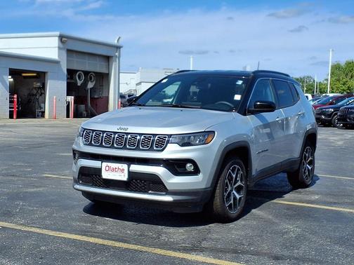 Silver Zynith Metallic Clearcoat 2025 Jeep Compass Limited