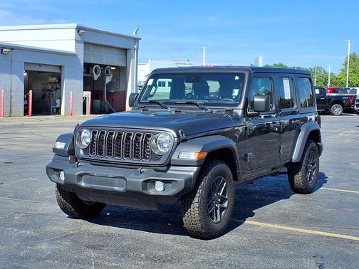 Granite Crystal Metallic Clearcoat 2024 Jeep Wrangler Sport S