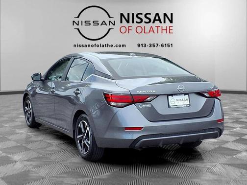 Gun Metallic 2024 Nissan Sentra SV