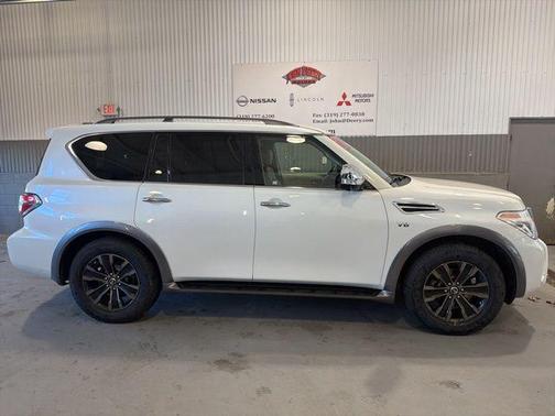 2017 Nissan Armada Platinum