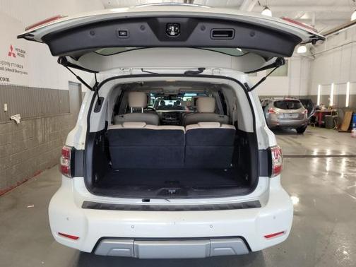 2017 Nissan Armada Platinum