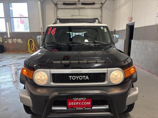 2014 Toyota FJ Cruiser Base