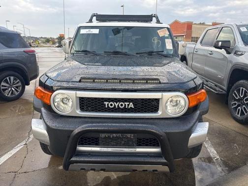 2014 Toyota FJ Cruiser Base