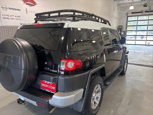 2014 Toyota FJ Cruiser Base