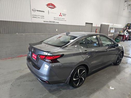 Gun Metallic 2024 Nissan Versa 1.6 S