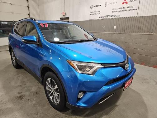 2017 Toyota RAV4 Hybrid XLE