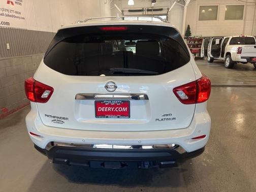 2019 Nissan Pathfinder Platinum