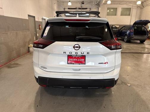 2025 Nissan Rogue Rock Creek