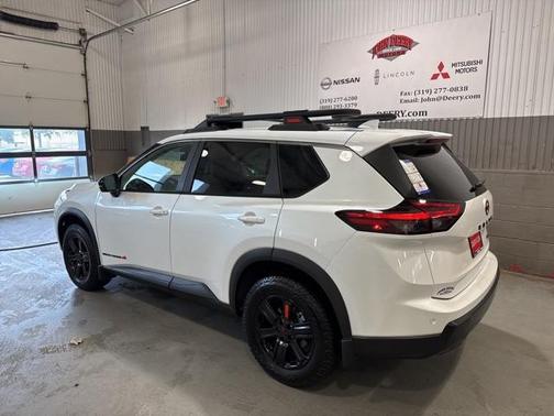 2025 Nissan Rogue Rock Creek
