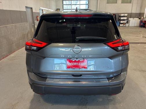 Gun Metallic 2026 Nissan Rogue SV