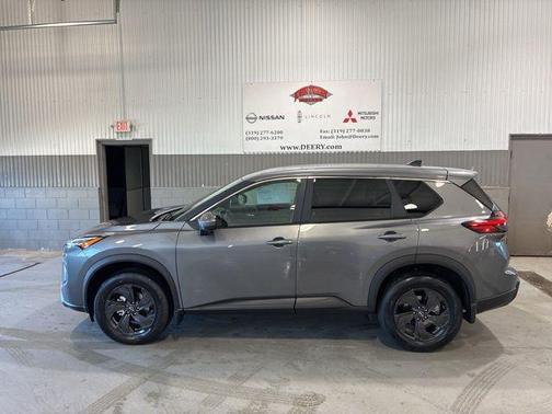 Gun Metallic 2026 Nissan Rogue SV