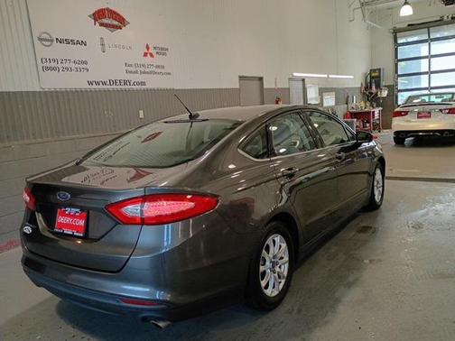 2015 Ford Fusion S
