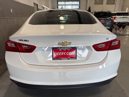 2017 Chevrolet Malibu 1LT