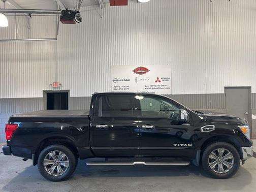 2017 Nissan Titan SL