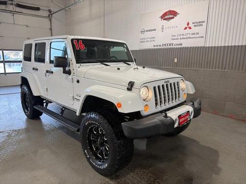 2016 Jeep Wrangler Unlimited Sahara