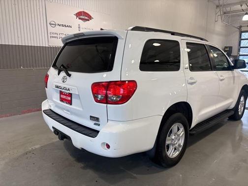 2015 Toyota Sequoia SR5