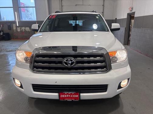 2015 Toyota Sequoia SR5