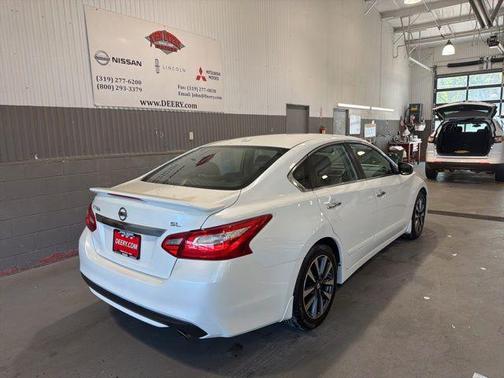 Pearl White 2016 Nissan Altima 2.5 SL