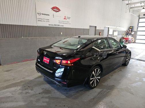 2021 Nissan Altima 2.5 SR