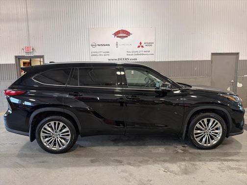 2023 Toyota Highlander Platinum