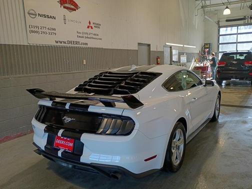 2020 Ford Mustang EcoBoost