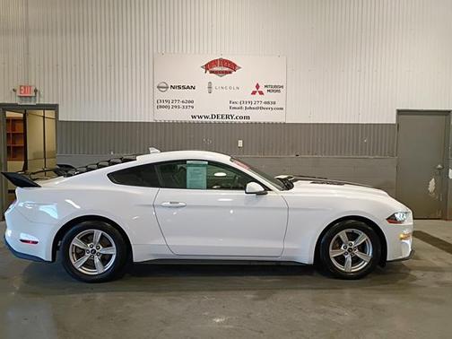 2020 Ford Mustang EcoBoost