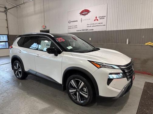 2025 Nissan Rogue SL