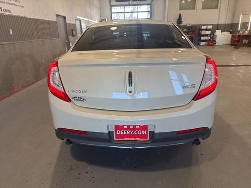 2014 Lincoln MKS Base
