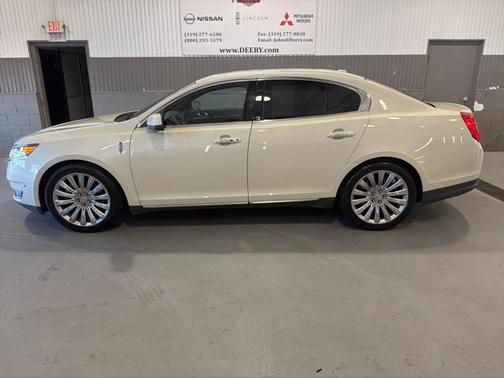 2014 Lincoln MKS Base