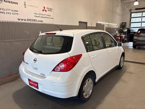 2009 Nissan Versa 1.8 S