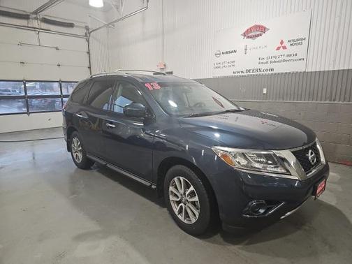 2013 Nissan Pathfinder SV