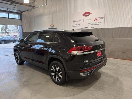 2023 Volkswagen Atlas Cross Sport 2.0T SE