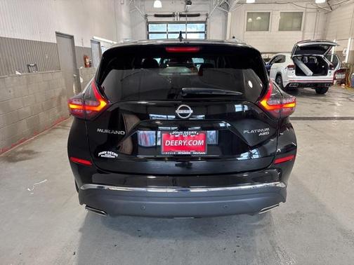 2023 Nissan Murano Platinum
