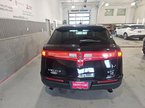 Velvet 2017 Lincoln MKT Elite