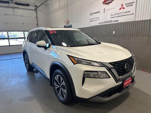 2021 Nissan Rogue SV