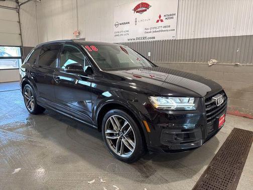 Orca Black Metallic 2018 Audi Q7 3.0T Prestige